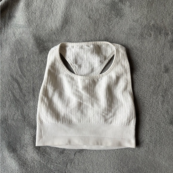 ALO Yoga Other - Alo Yoga Razorback Bra